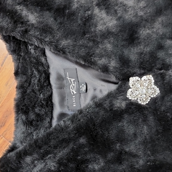 Black fur like Shrug NEW - Picture 2 of 6